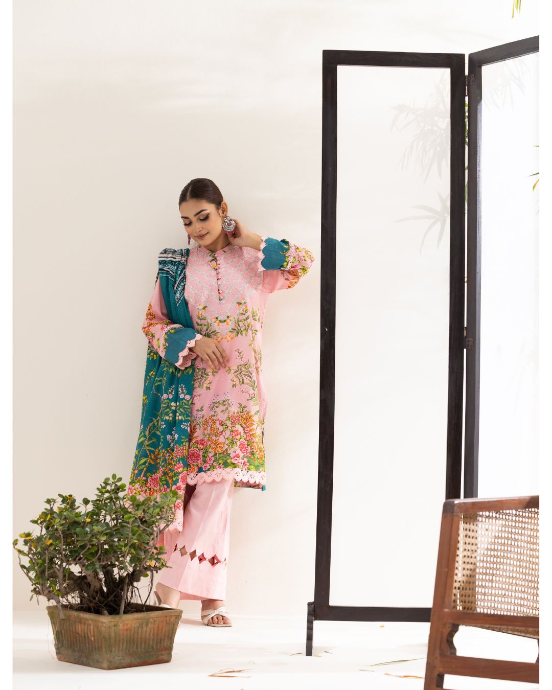 HLE-019 (1)